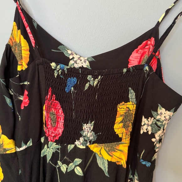✨3/$20✨ Old Navy Fit & Flare Black Floral Cami Sleeveless Dress. Small - Picture 10 of 15